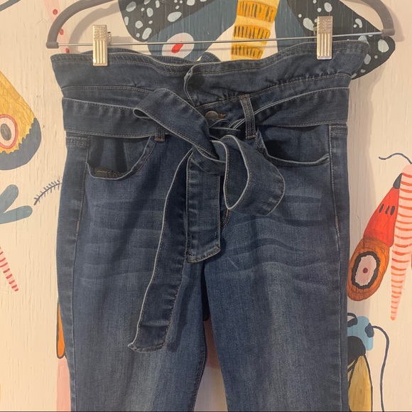 High Waisted Jeans with Tie Belt Size 3 / 27 - Picture 4 of 9